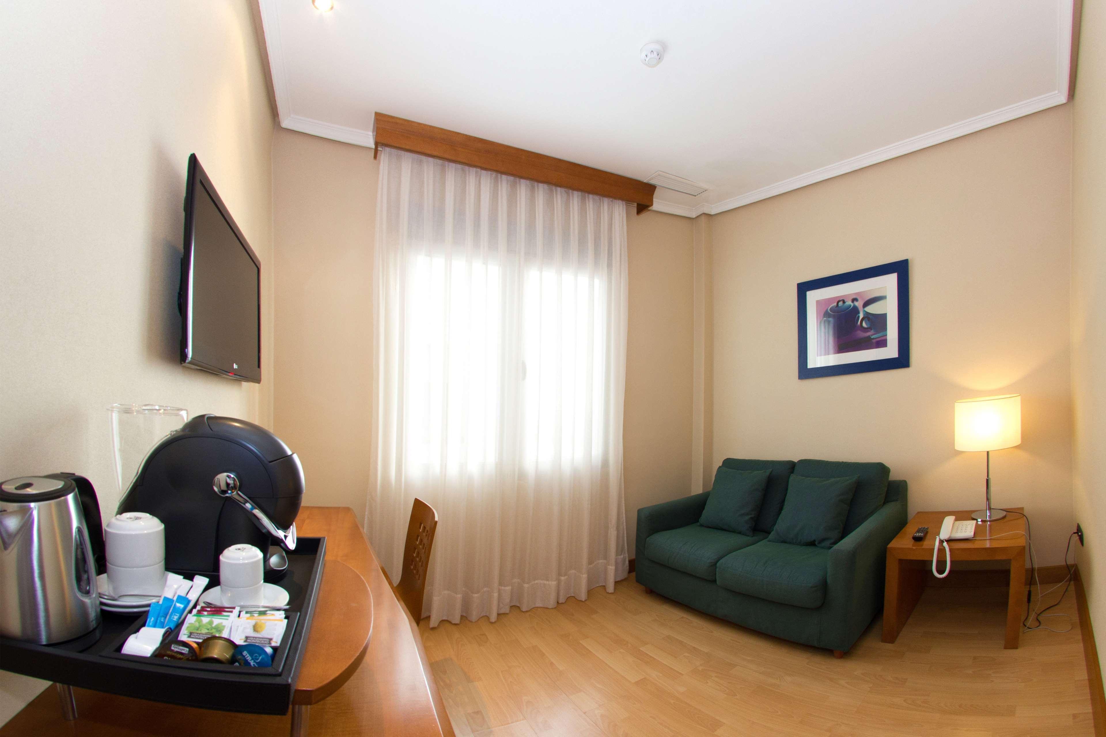Nh San Pedro De Alcantara Marbella Exterior foto