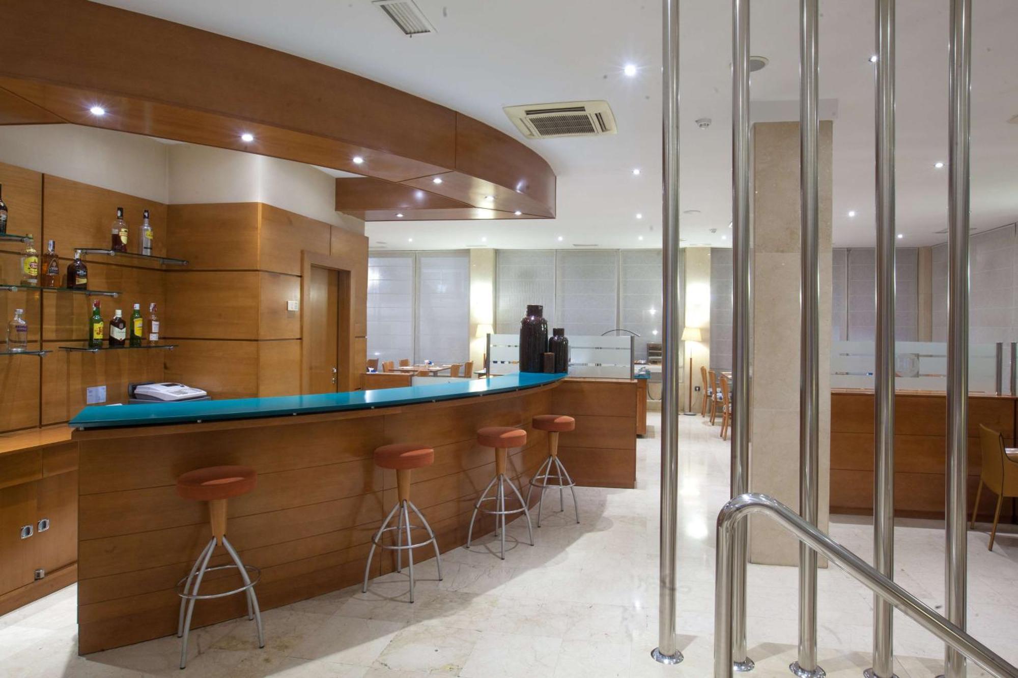 Nh San Pedro De Alcantara Marbella Exterior foto