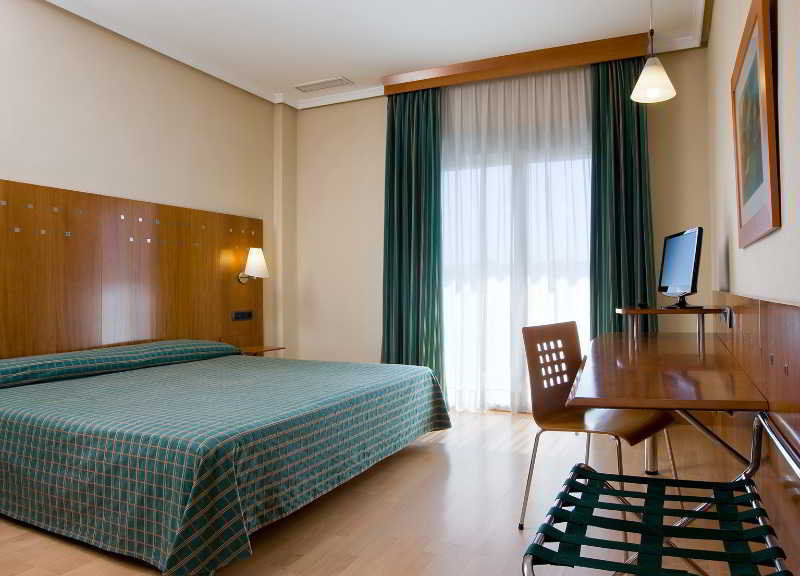 Nh San Pedro De Alcantara Marbella Exterior foto